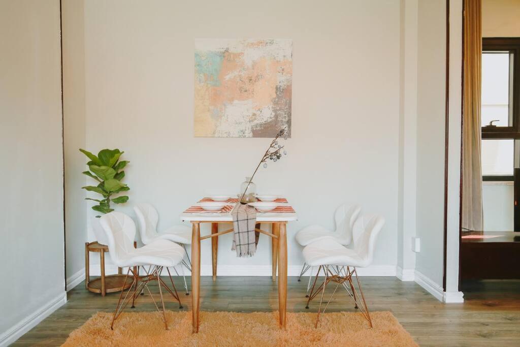 2 Beds - Elevator- Nearby Old Quarter Apartment *