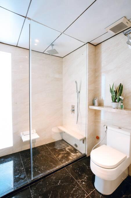 Apartment 2 Beds - Elevator- Nearby Old Quarter Hanoi